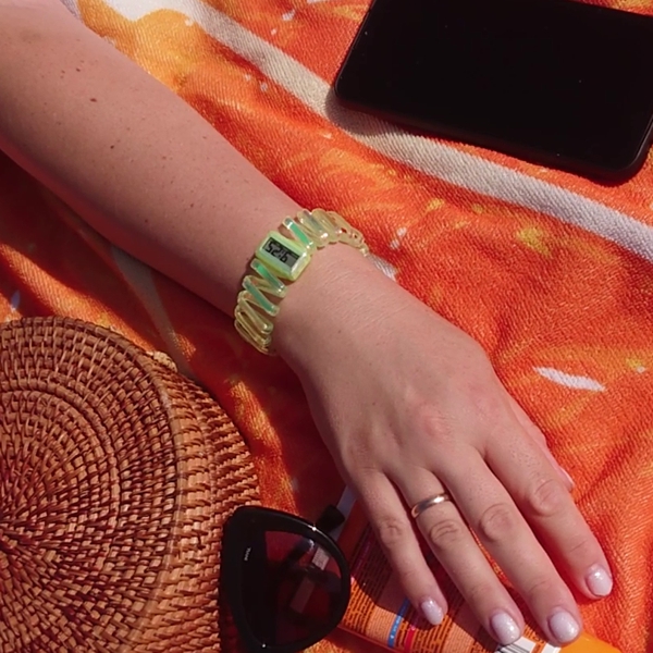 summy lime bracelet on the beach